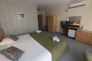 Отель Noviz hotel Пловдив Стандартный двухместный номер с 1 кроватью-1
