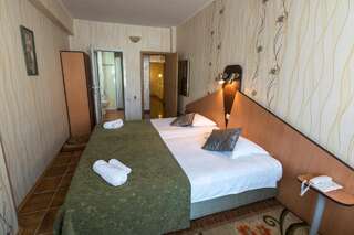 Отель Noviz hotel Пловдив Двухместный номер эконом-класса с 1 кроватью или 2 отдельными кроватями-3