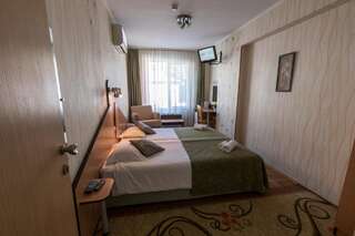 Отель Noviz hotel Пловдив Двухместный номер эконом-класса с 1 кроватью или 2 отдельными кроватями-4