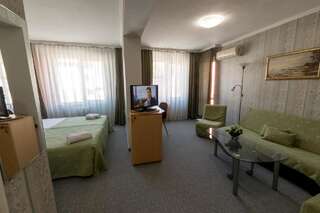 Отель Noviz hotel Пловдив Улучшенный двухместный номер с 1 кроватью-6