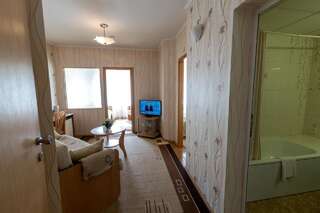 Отель Noviz hotel Пловдив Апартаменты с 2 спальнями-7